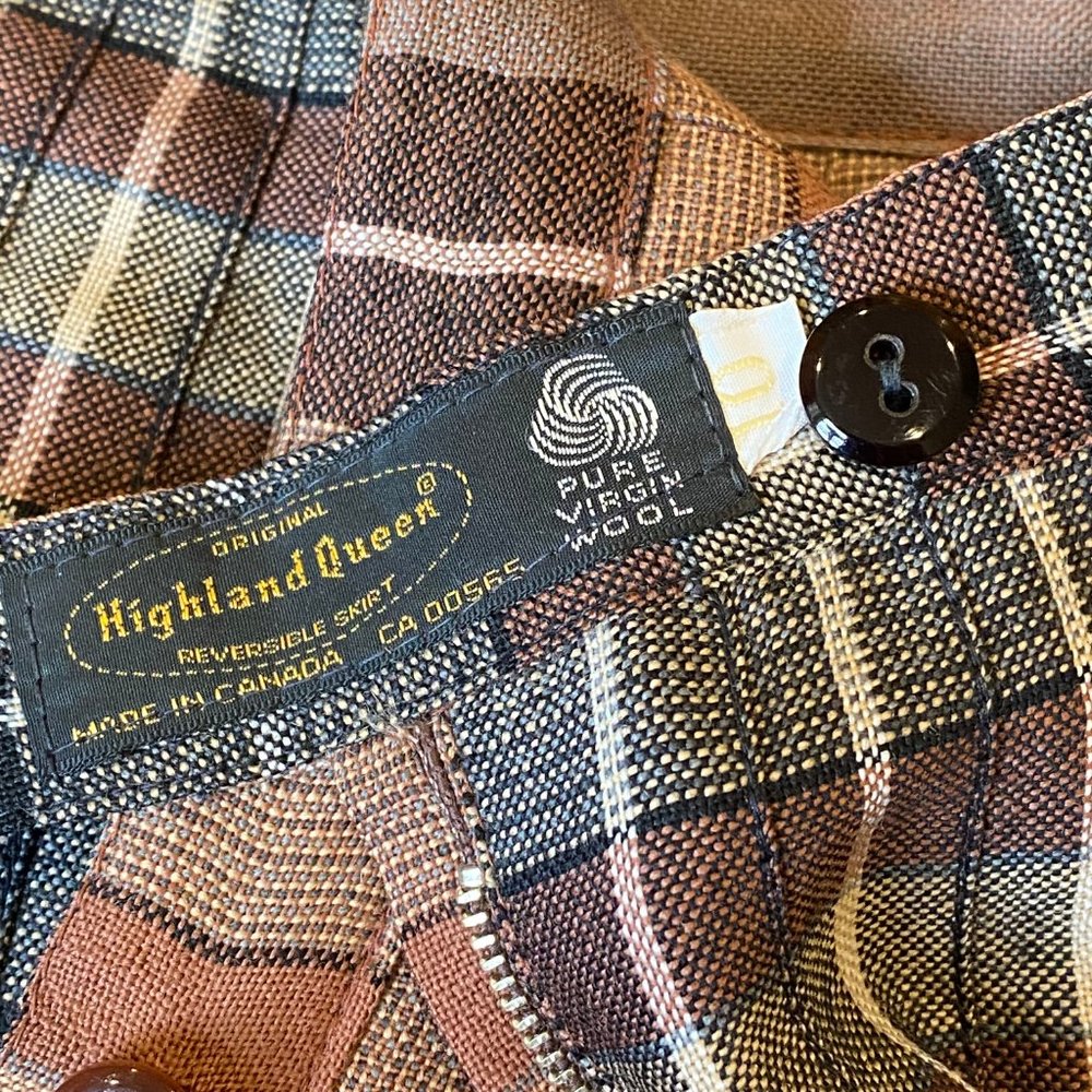 HIGHLAND QUEEN Vintage Reversible, Pleated Skirt; EUC - Picture 8 of 8